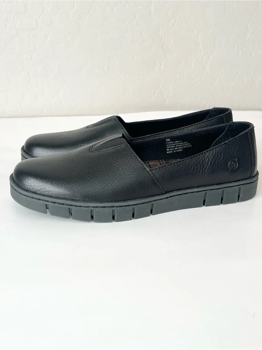 Born Congo leather comfort loafers black hand crafted NEW 9